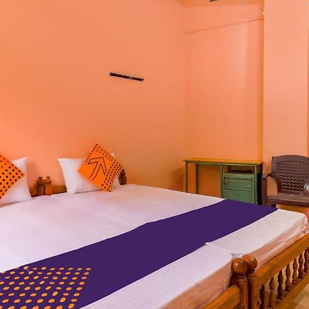 Oyo New Mubarak Tourist Home Panmana 외부 사진